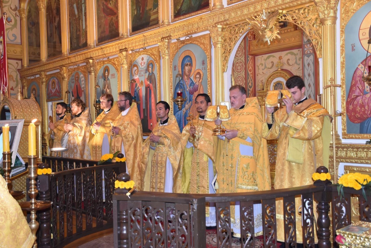 В православной церкви Таиланда впервые прошло богослужение на тайском языке